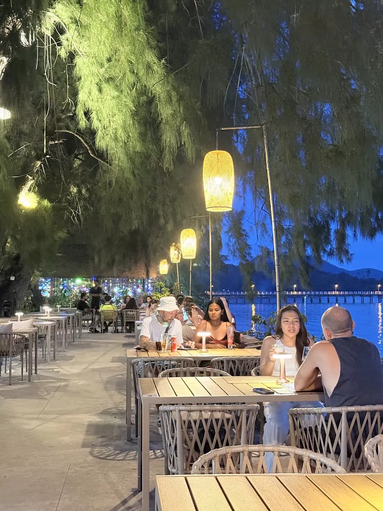 Rawai, Roof Rawai working hours