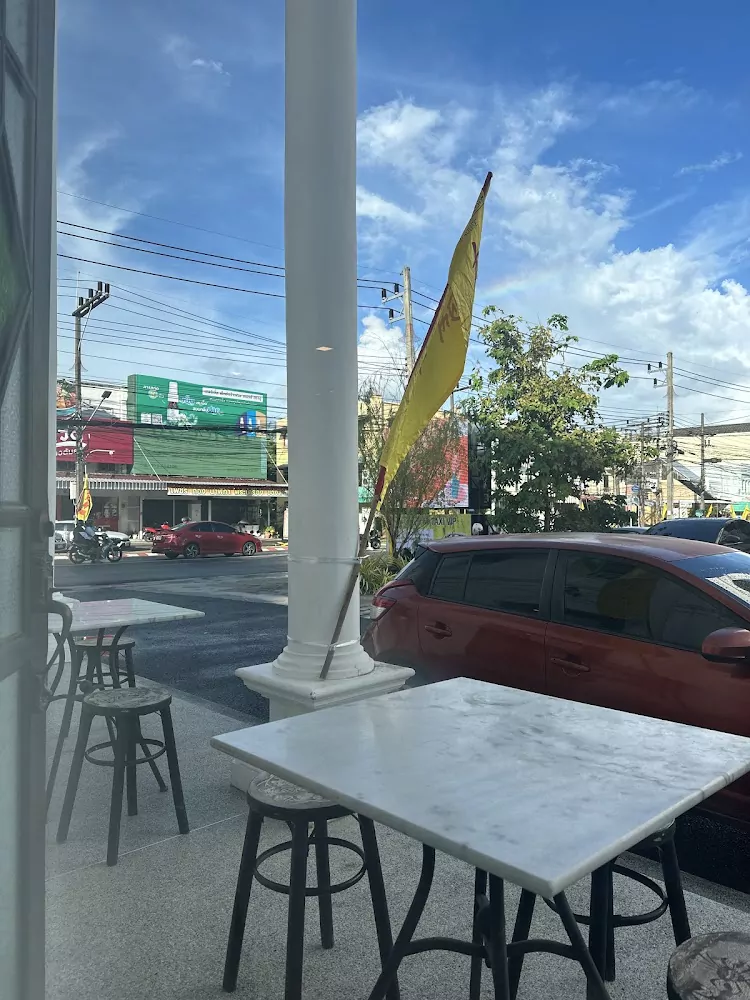 Пхукет таун, CHACHA TEA & Co-working space точный адрес