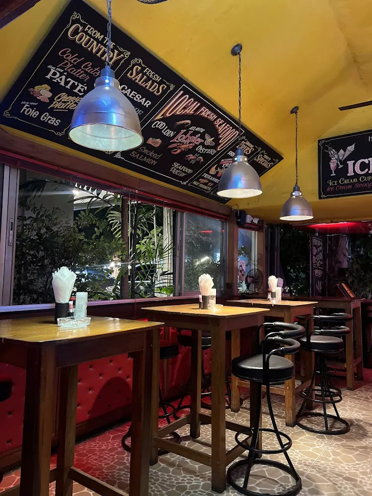 Раваи, Viking Bar добраться самостоятельно