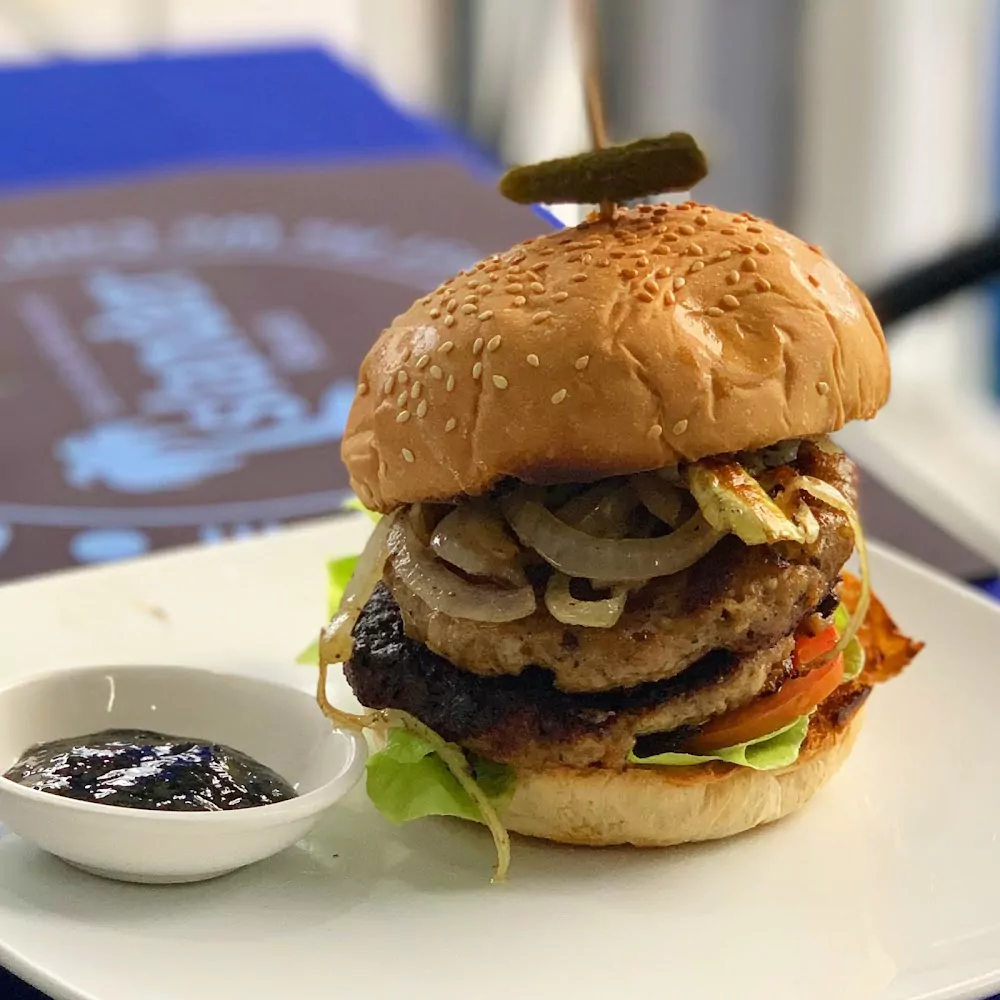 Раваи, Islander Sports Bar and Restaurant Rawai Phuket карта