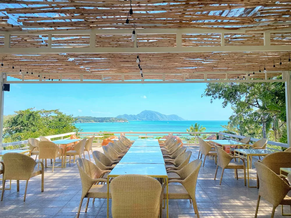 Раваи, Hidden Gem — Bar | Bistro | Bakery часы работы