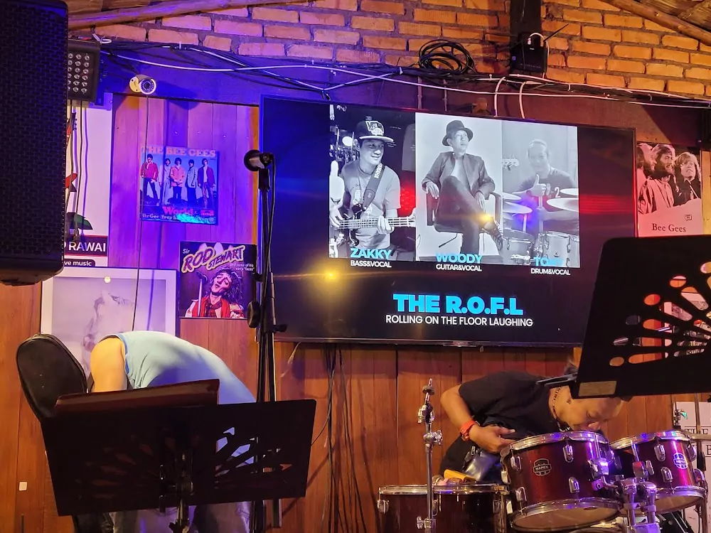 Rawai, Coconut at Rawai Beach map