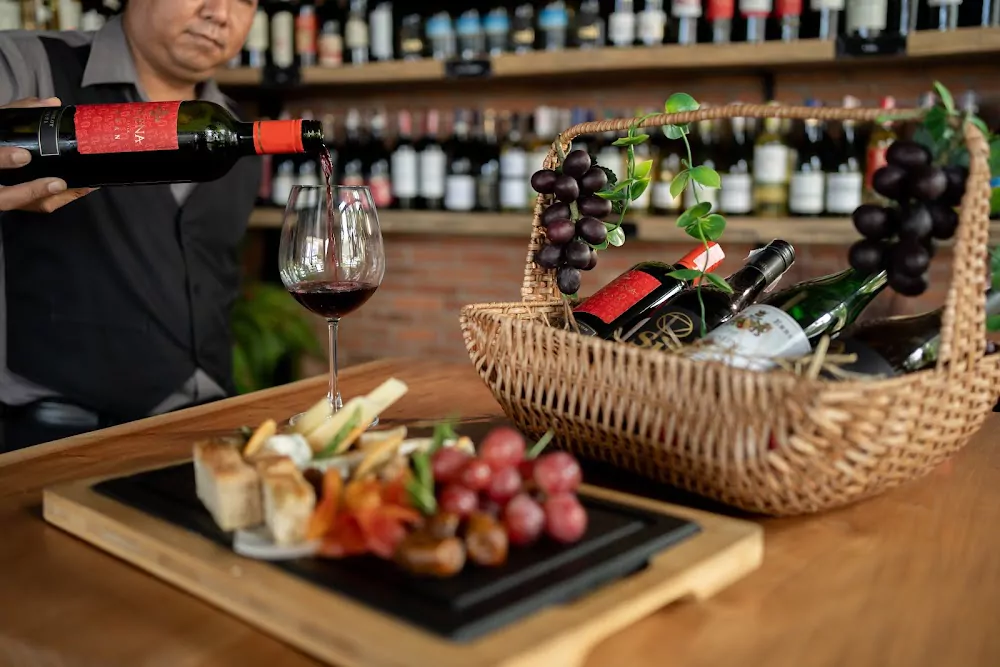 Karon, Ciao Wine Bar & Store address