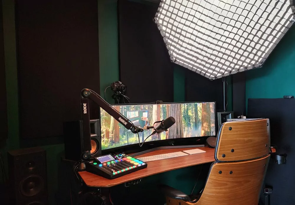 Патонг, Denz — CoWorking Cafe — Patong | Kathu, Phuket сходить