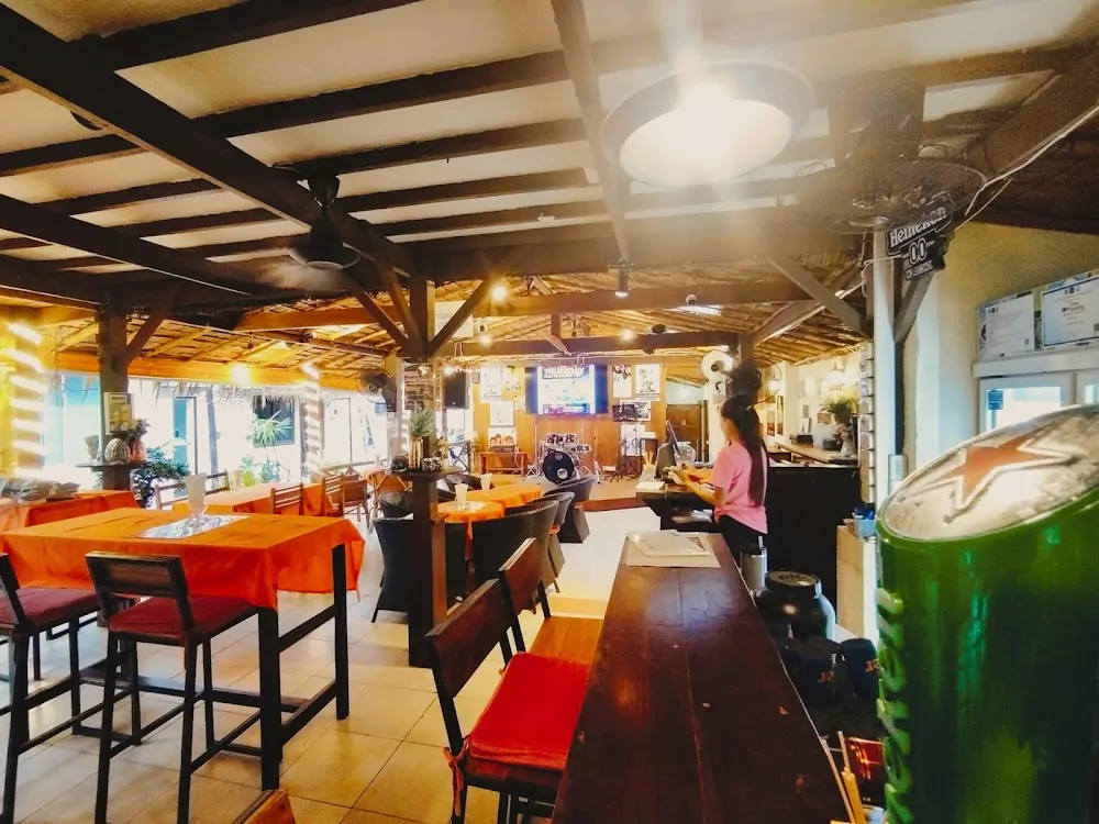 Rawai, Coconut at Rawai Beach opening hours