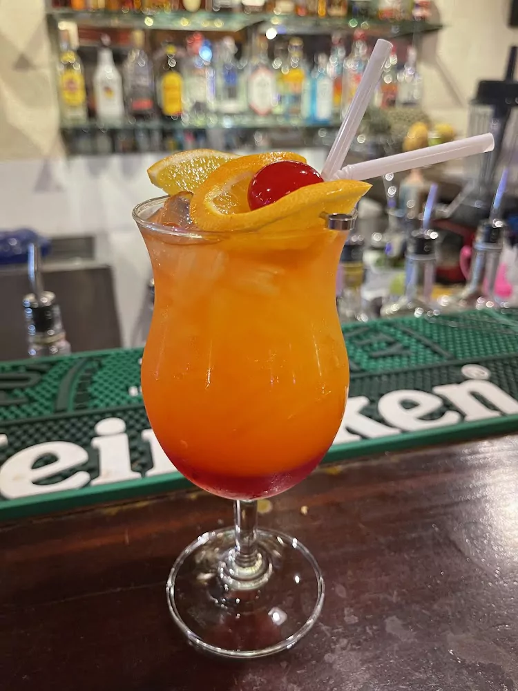 Rawai, Coconut at Rawai Beach find