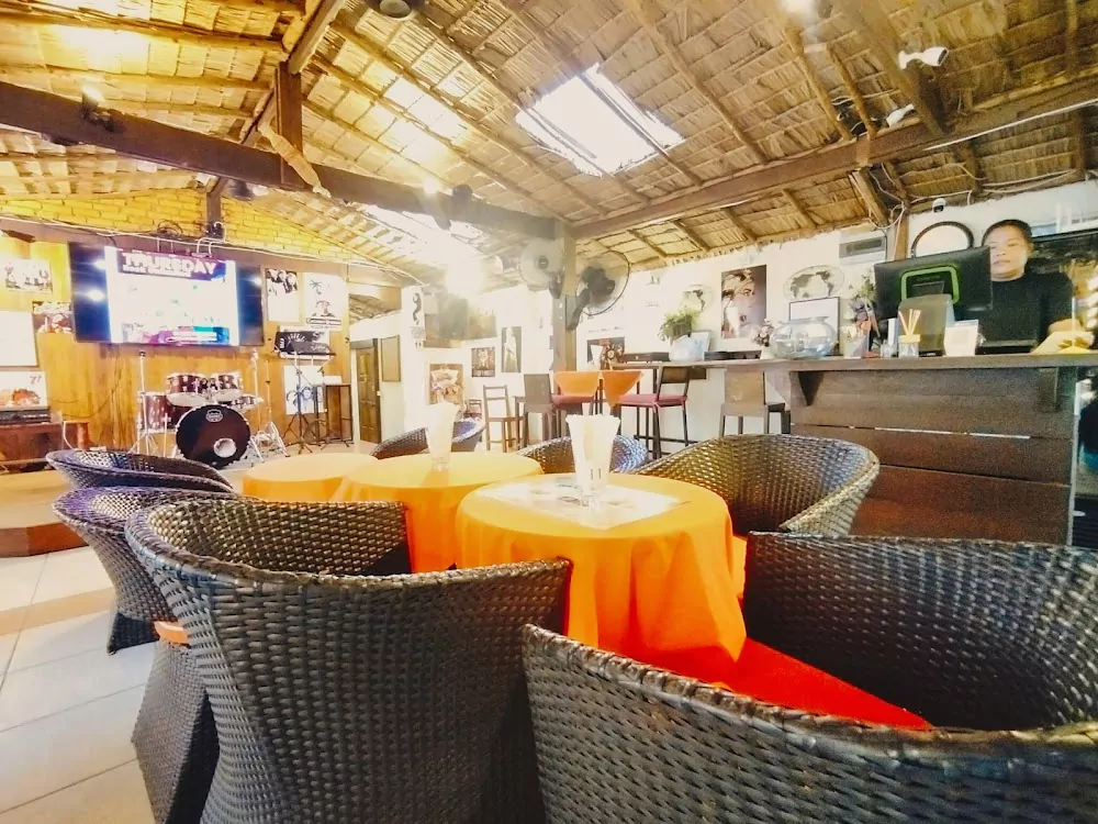 Rawai, Coconut at Rawai Beach visit