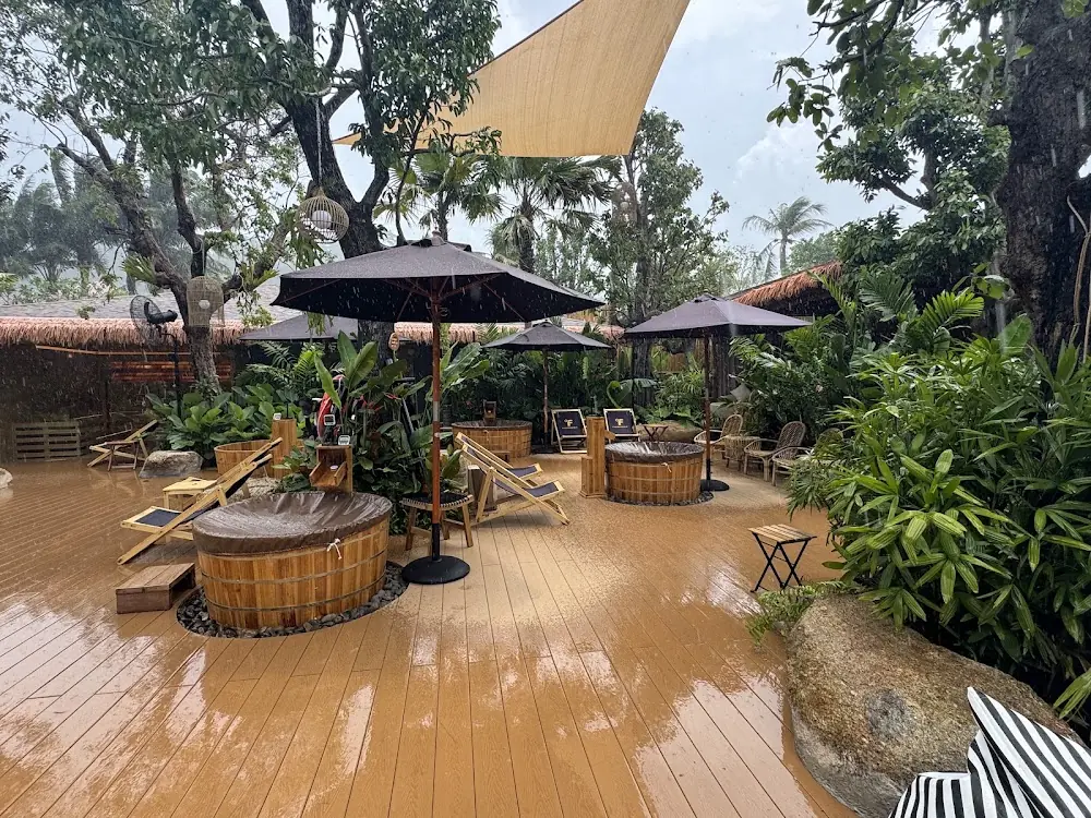 Чалонг, Fahrenheit Phuket Retreat Center добраться самостоятельно